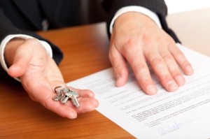 Le notaire, nécessaire à la vente d'un bien immobilier