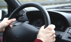 Un homme écrase son ami avec sa voiture pour 10 dollars