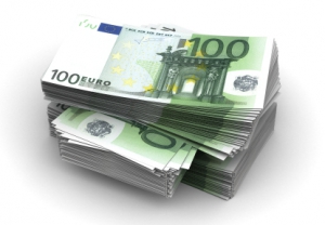 Un homme trouve 100 000 euros dans ses poubelles